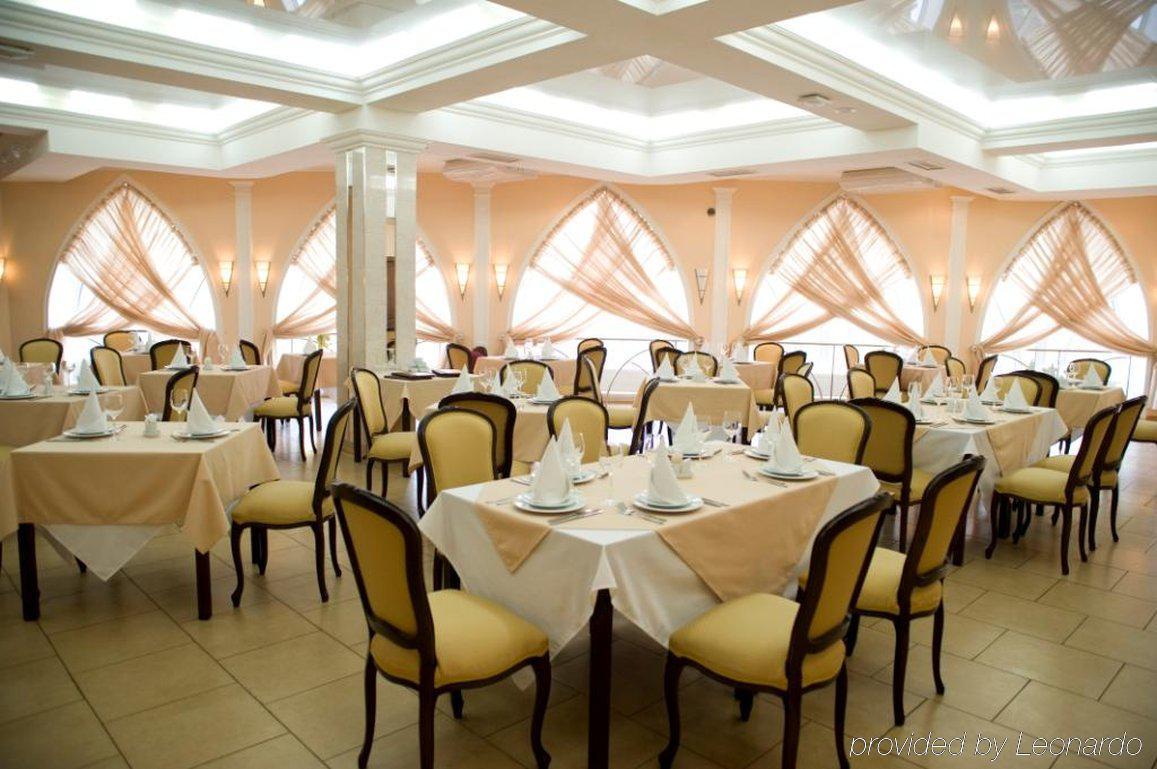 Prince Vladimir Hotel Restaurant photo