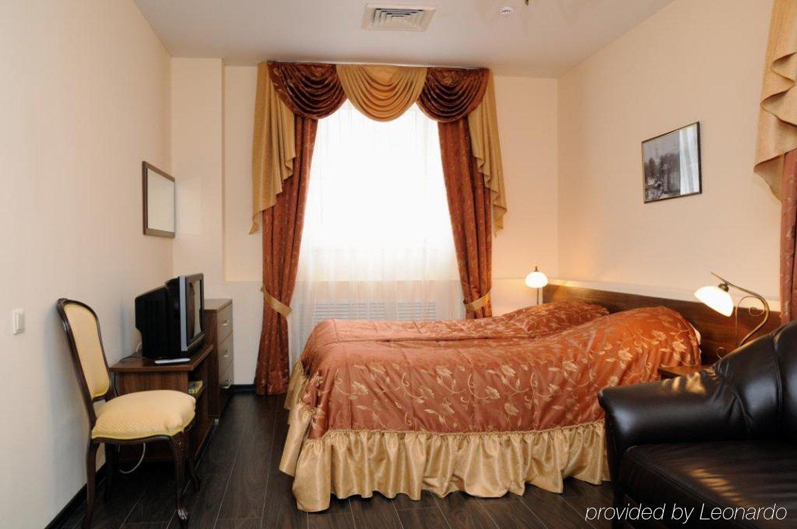 Prince Vladimir Hotel Room photo